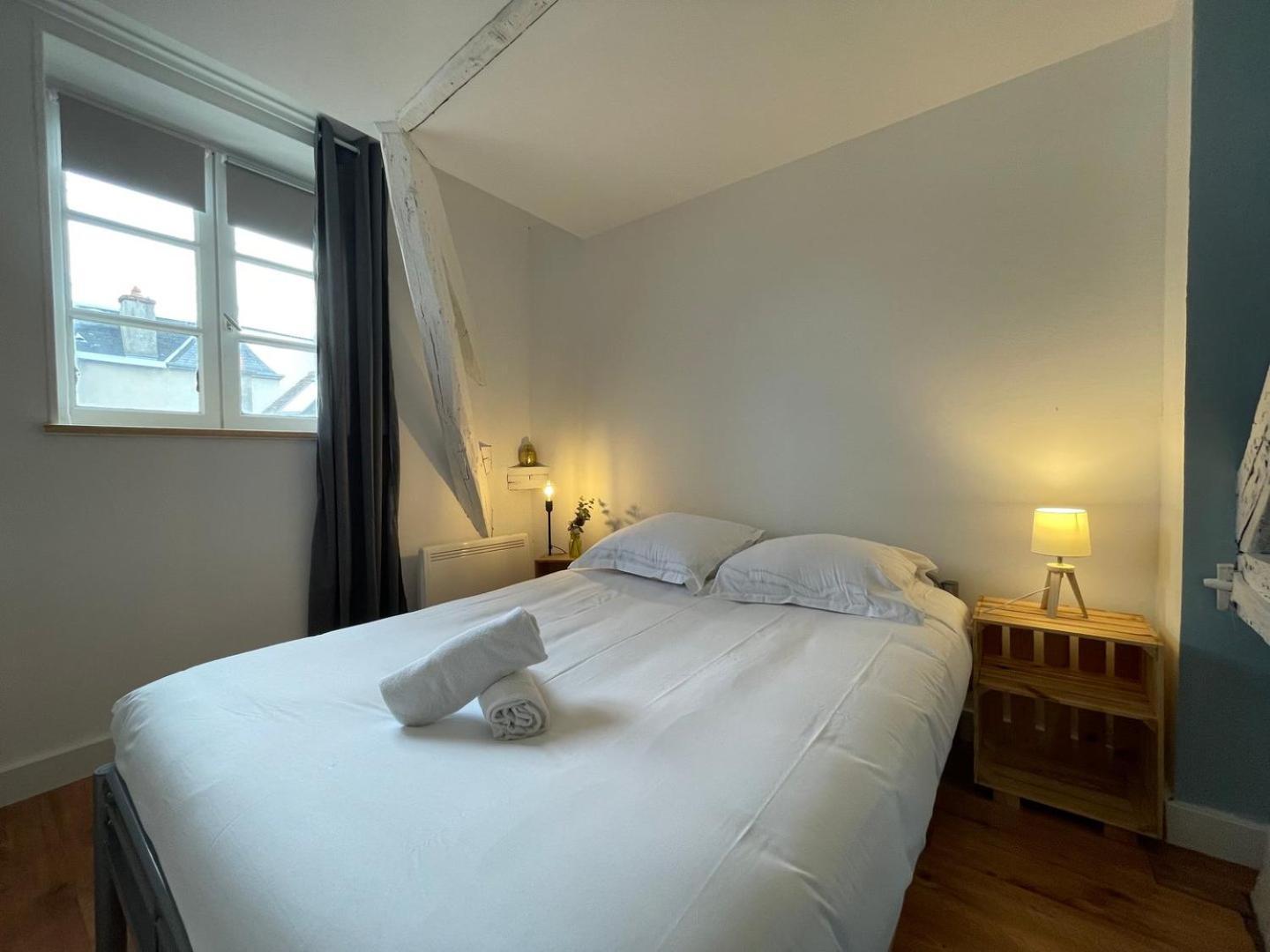 Apartament Le Cocon - Parking - Hyper Center Chartres Zewnętrze zdjęcie